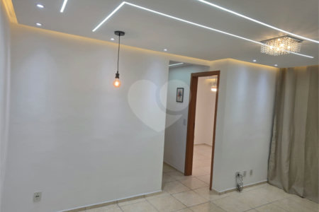 Apartamento à venda com 2 quartos em Santa Cruz, Rio de Janeiro, RJ