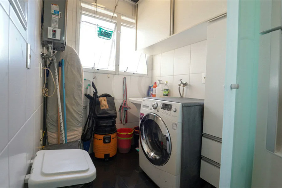 Apartamento c/ 3 dorm. sendo 1 suite