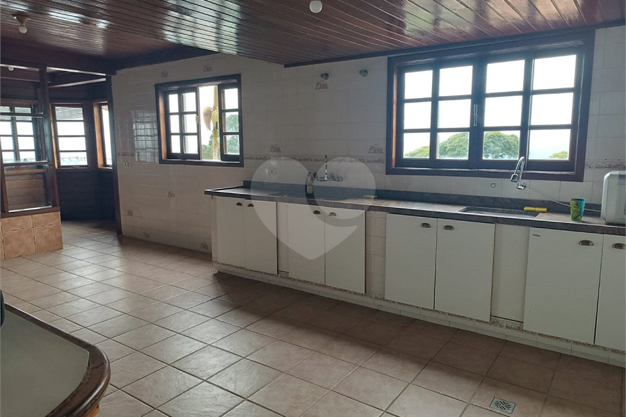 Sobrado para alugar com 3 quartos, sendo 1 suíte, em Roseira, Mairiporã, SP