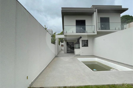 Casa à venda com 3 suítes em Jardim dos Pinheiros, Atibaia, SP