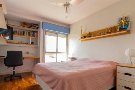 Apartamento à venda com 4 quartos, sendo 1 suíte,  em Cidade Monções, São Paulo, SP