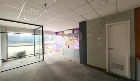 Sala à venda ou para alugar em Vila Gertrudes, São Paulo, SP