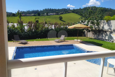 Casa em condomínio à venda com 4 suítes em Guaxinduva, Atibaia, SP