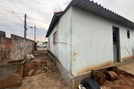 Casa à venda com 1 quarto em Vila Camarão, Itapetininga, SP