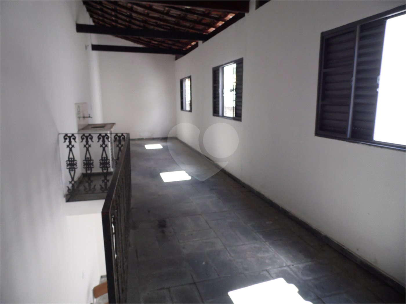 Casa à venda com 5 quartos, sendo 3 suítes, em Vila São Francisco, São Paulo, SP