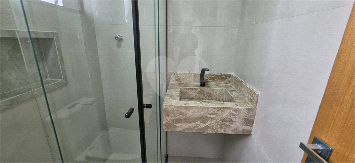 Sobrado à venda com 3 quartos, sendo 1 suíte, em Vila Bonilha, São Paulo, SP