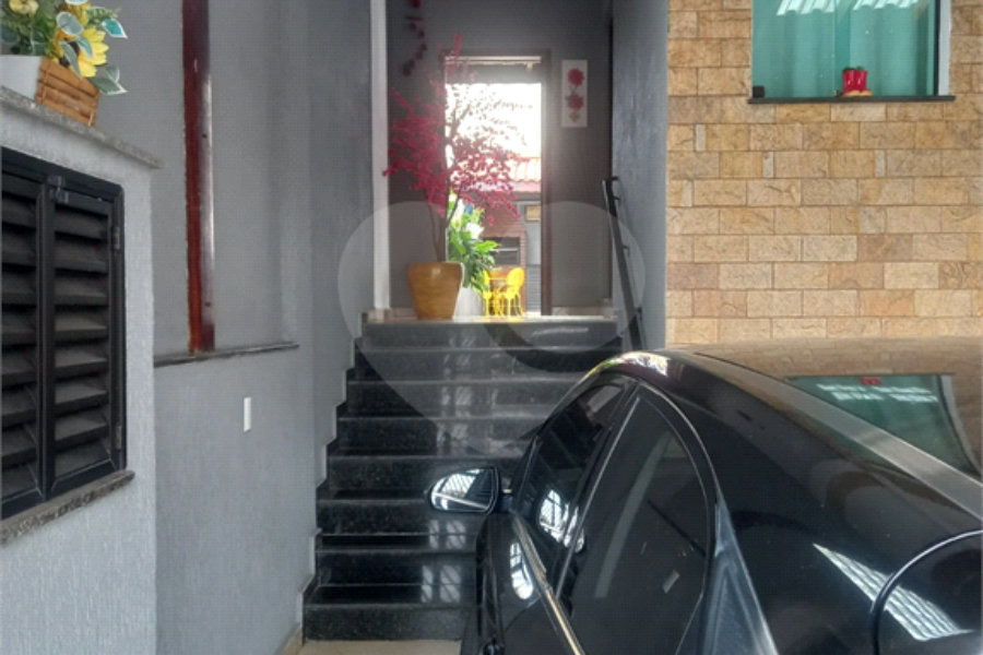 Sobrado à venda com 3 quartos, sendo 1 suíte, em Vila Guilherme, São Paulo, SP