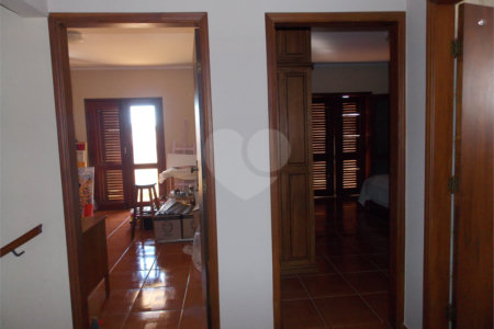 Casa à venda ou para alugar com 5 quartos, sendo 3 suítes,  no Centro, Atibaia, SP