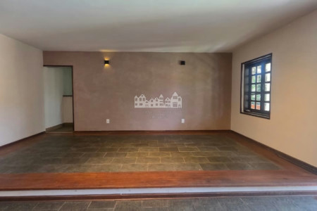 Casa à venda com 5 quartos, sendo 3 suítes, em Itapetinga, Atibaia, SP