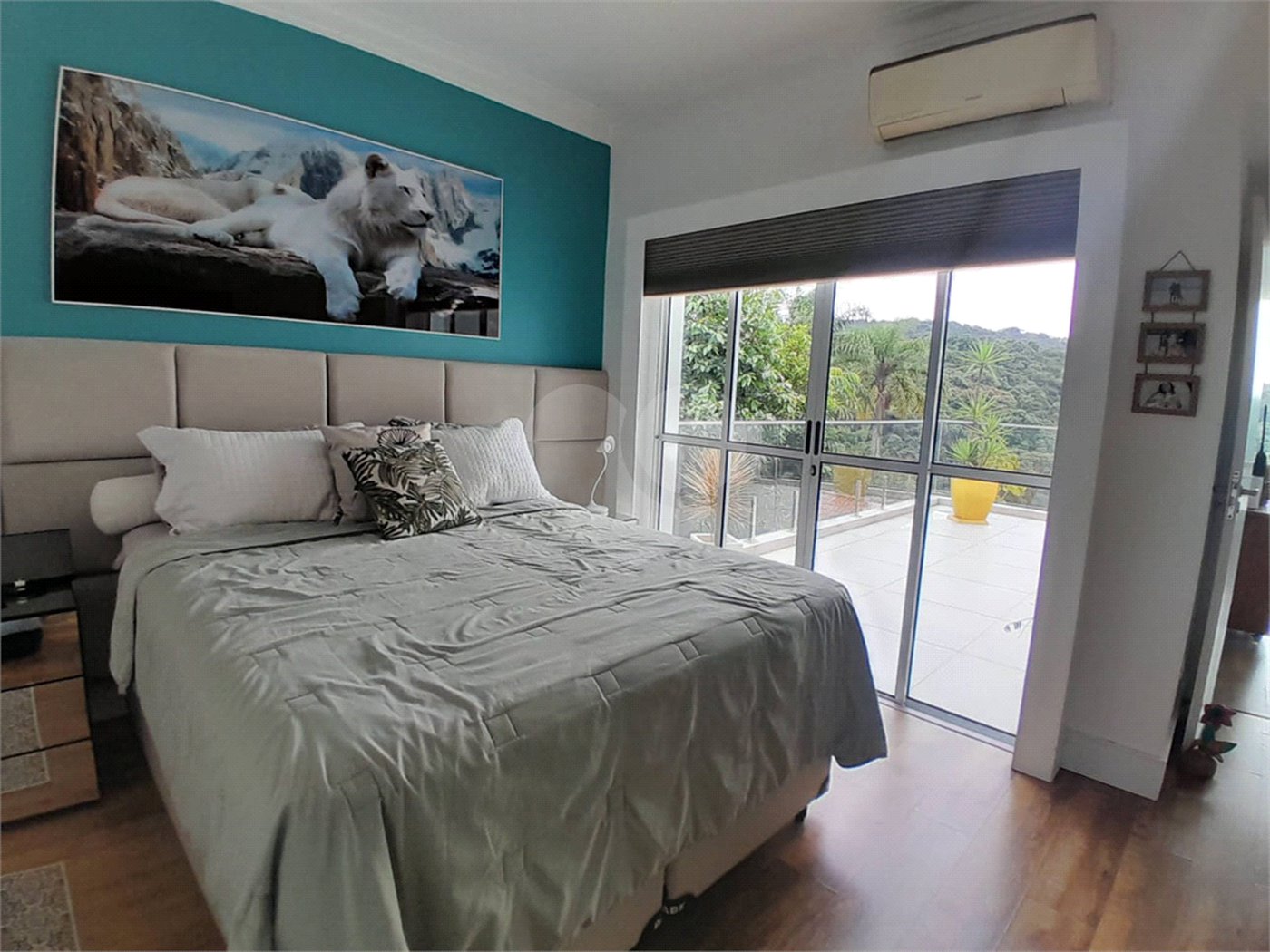 Casa à venda com 3 quartos, sendo 1 suíte,  no condomínio Alpes da Cantareira, Mairiporã - SP