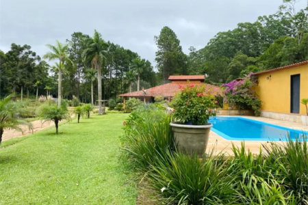 Fazenda à venda com 8 quartos em Do Carmo (canguera), São Roque, SP