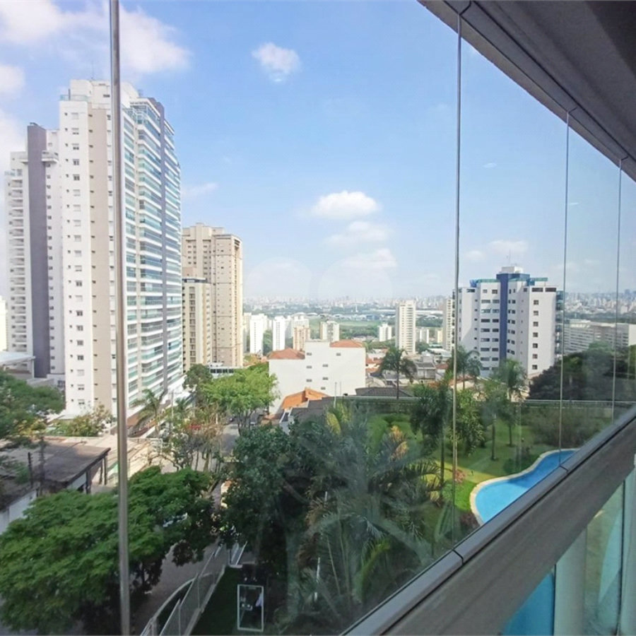 Apartamento à venda com 3 suítes em Santa Teresinha, São Paulo, SP