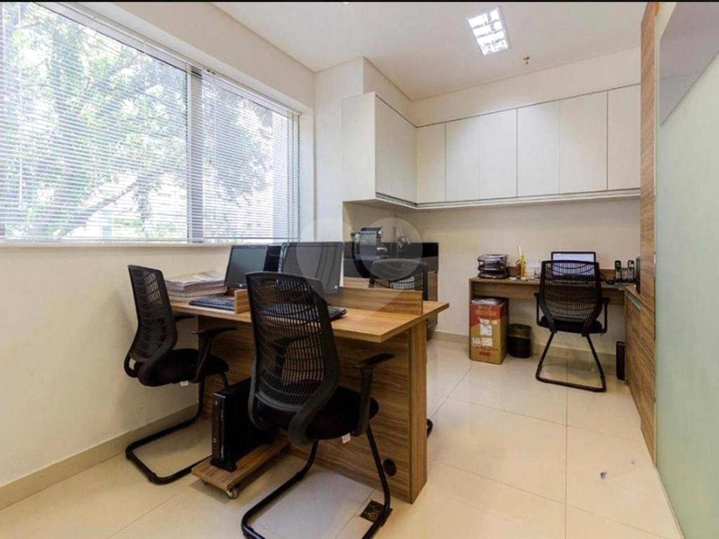 Conjunto comercial para locação no Itaim Bibi, 51 m²