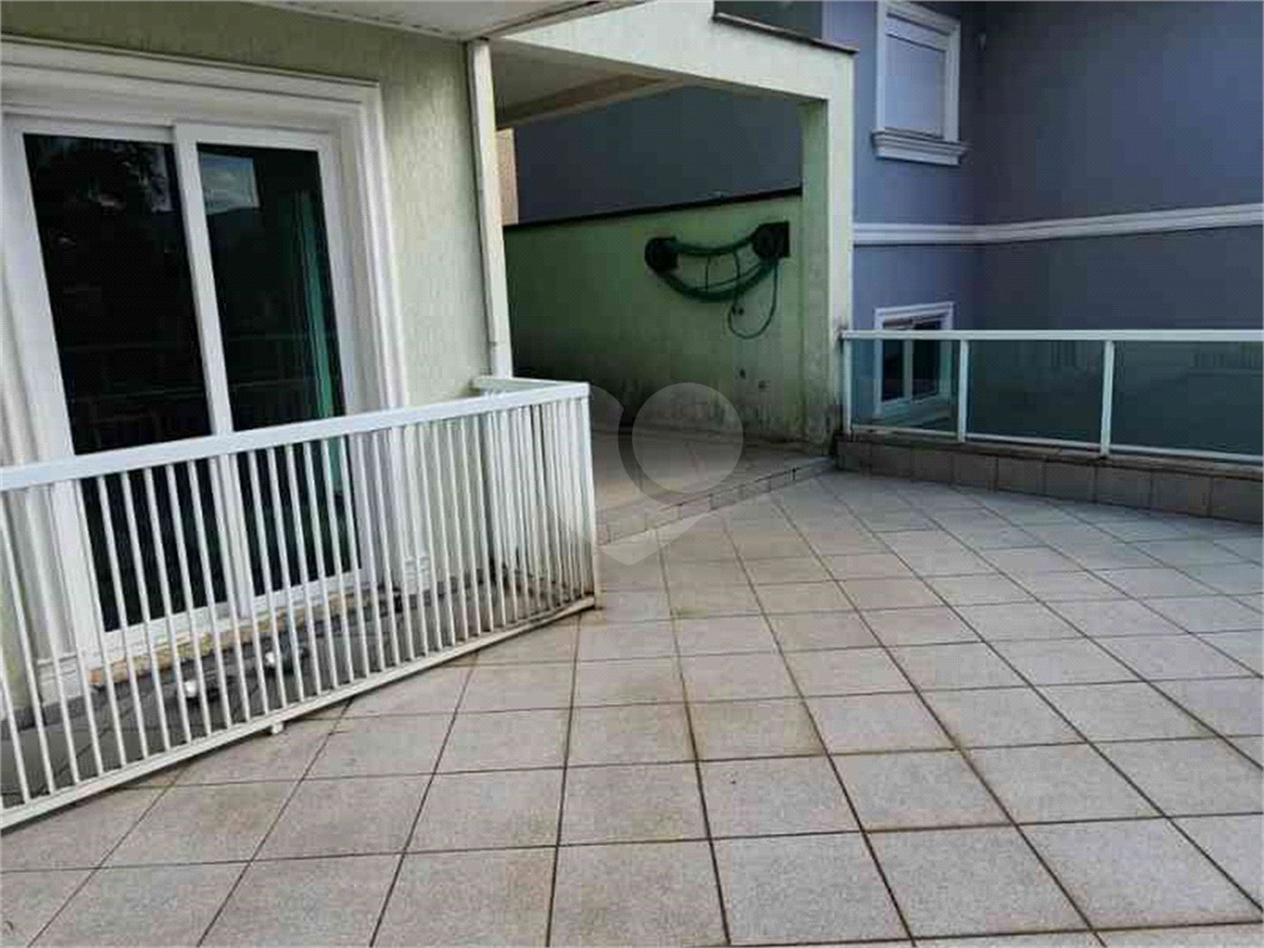 Casa à venda com 3 suítes no condomínio Quinta de Santo Antônio, São Paulo - SP