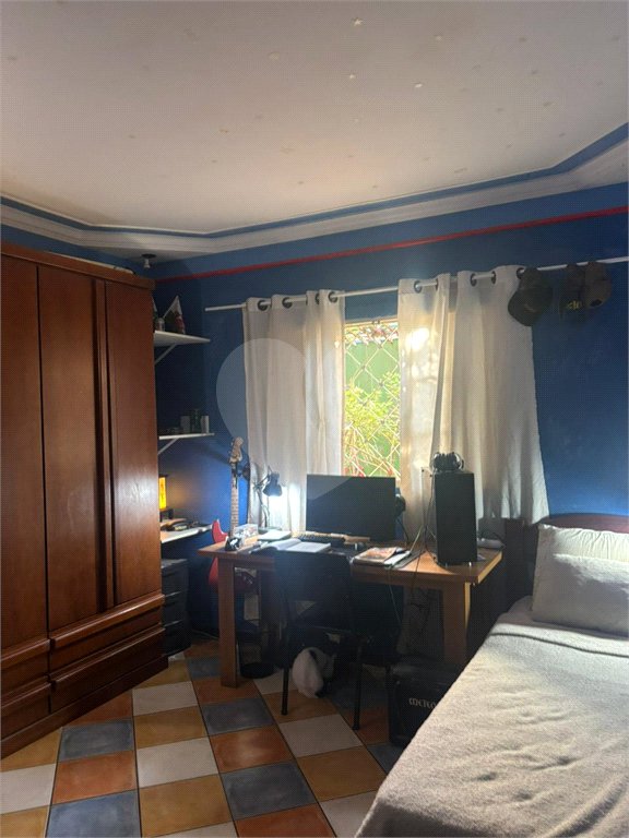 Casa com 4 dormitórios sendo 1 suíte a venda no bairro Samambaia