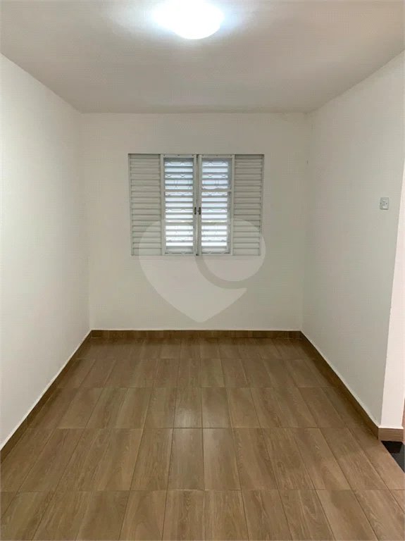 Sobrado à venda com 2 quartos em Tremembé, São Paulo, SP