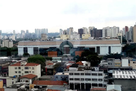 Apartamento à venda com 2 quartos, sendo 1 suíte, em Moema, São Paulo, SP