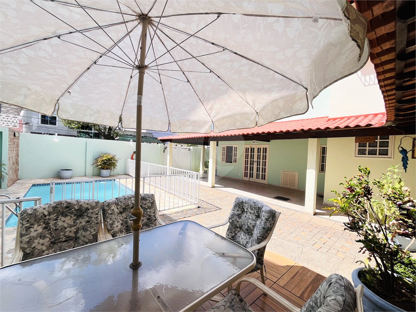 Casa à venda com 3 quartos, sendo 1 suíte, em Campo Grande, Rio de Janeiro, RJ