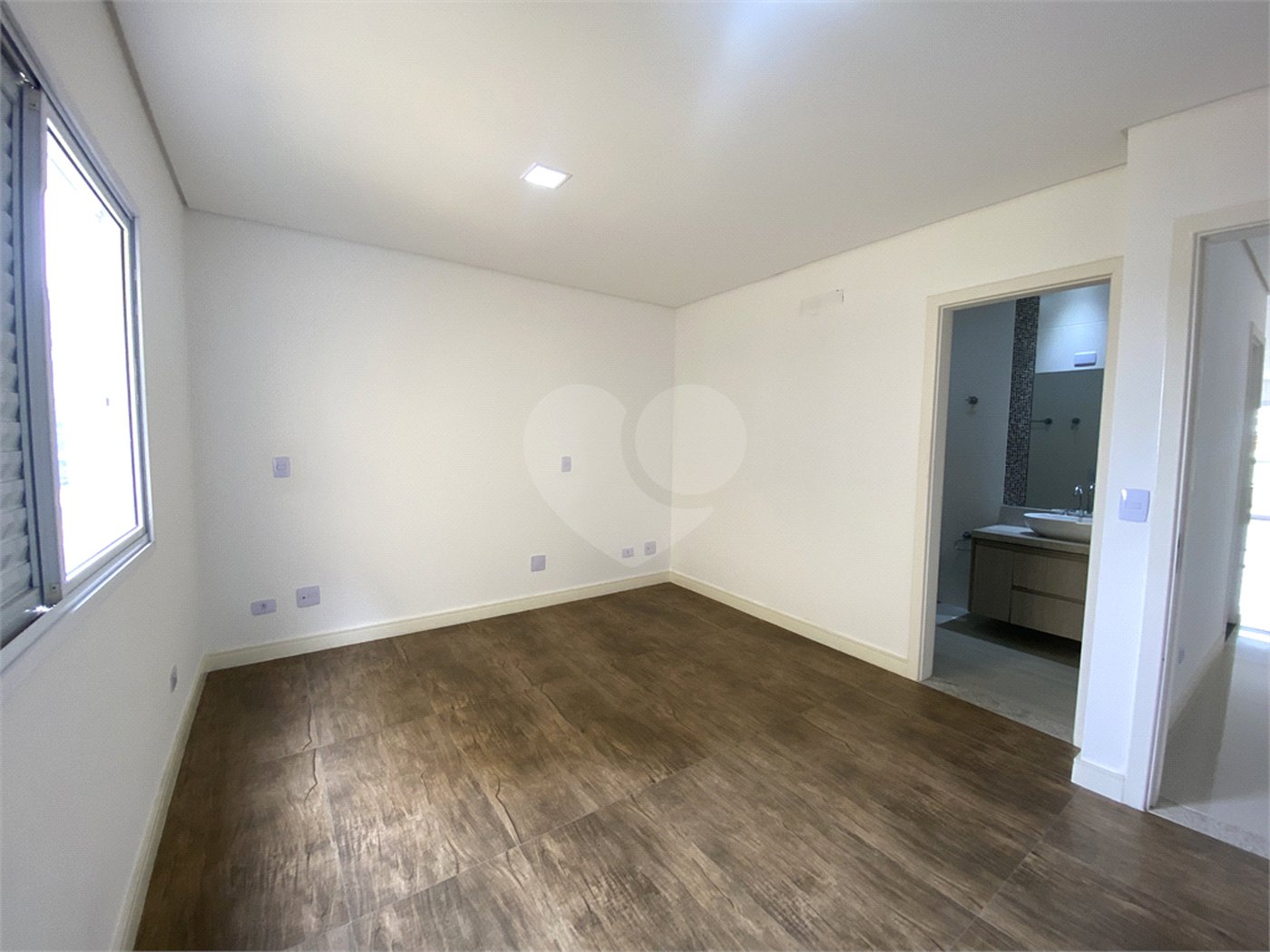 Apartamento para alugar com 3 quartos, sendo 1 suíte, em Baeta Neves, São Bernardo do Campo, SP