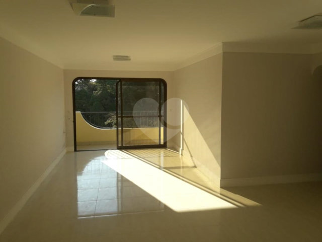 Apartamento à venda com 4 quartos, sendo 1 suíte,  em Santana, São Paulo, SP