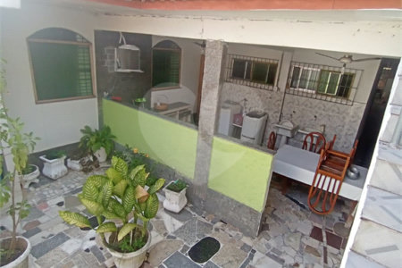 Casa à venda com 2 quartos, sendo 3 suítes, em Senador Vasconcelos, Rio de Janeiro, RJ