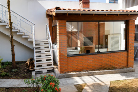 Sobrado à venda com 3 quartos, sendo 1 suíte, em Jardim do Mar, São Bernardo do Campo, SP