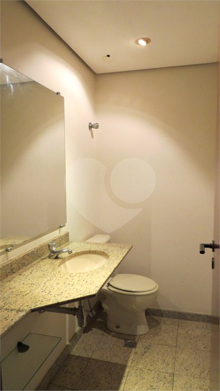 Apartamento à venda com 4 quartos, sendo 2 suítes,  em Cambuí, Campinas, SP