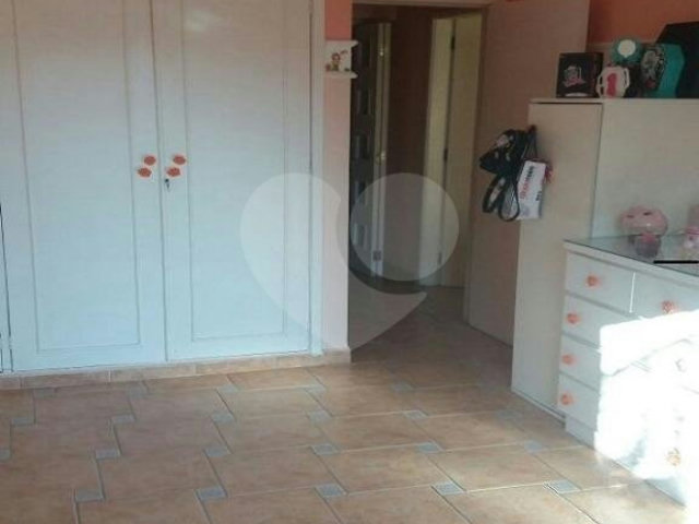 Sobrado à venda ou para alugar com 4 quartos, sendo 1 suíte,  em Santana, São Paulo, SP