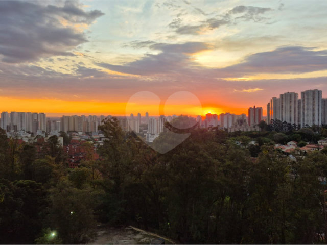 Apartamento à venda com 3 quartos, sendo 1 suíte,  em Jardim Marajoara, São Paulo, SP
