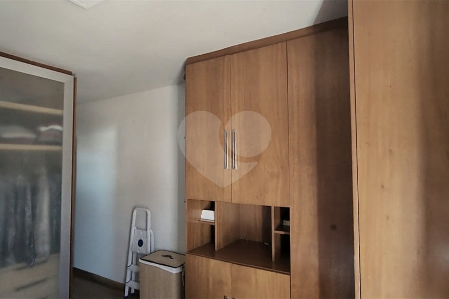Casa à venda com 4 quartos, sendo 1 suíte, em Parada Inglesa, São Paulo, SP