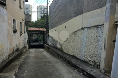 Casa à venda com 2 quartos em Cambuci, São Paulo, SP