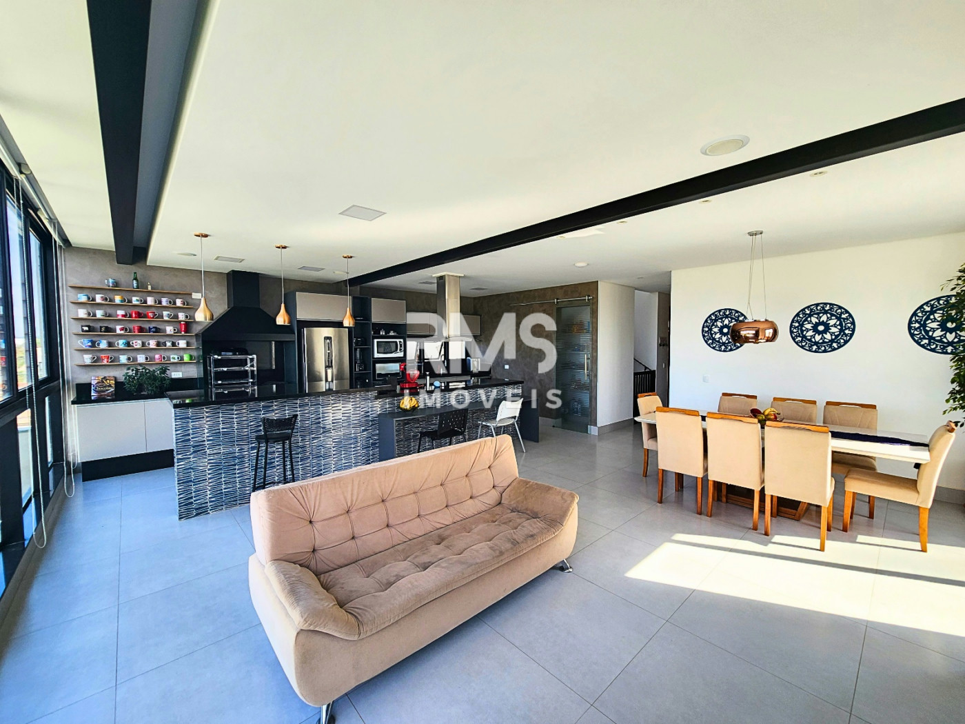 Casa à venda ou para alugar com 4 quartos, sendo 3 suítes,  em Pinheirinho Ii, Itu, SP