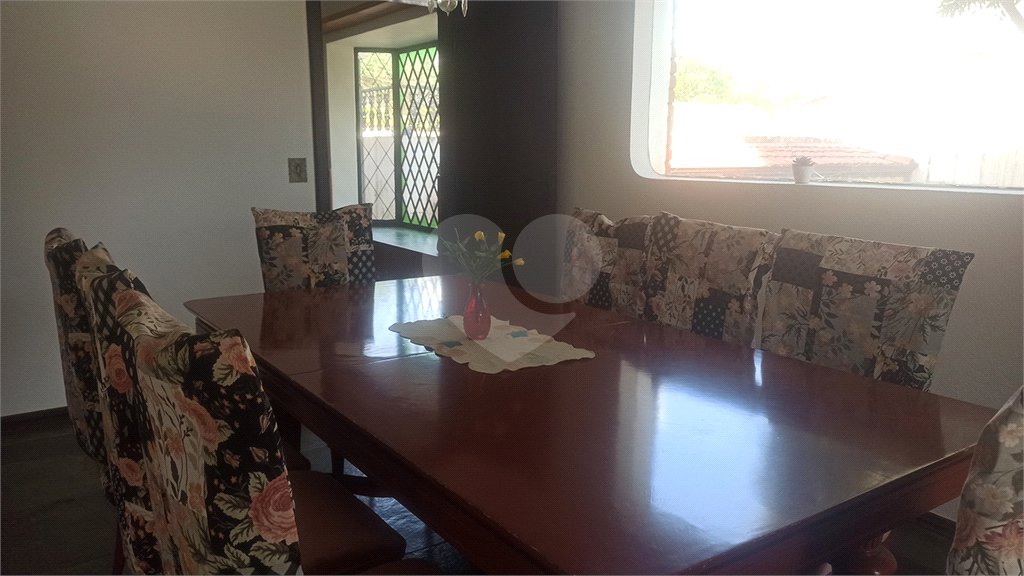 Casa à venda com 4 quartos, sendo 3 suítes, em Jardim Itaperi, Atibaia, SP