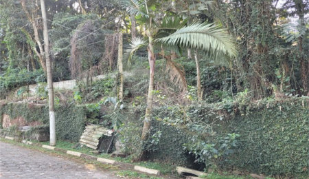 Terreno à venda no condomínio Parque Imperial da Cantareira, Mairiporã - SP
