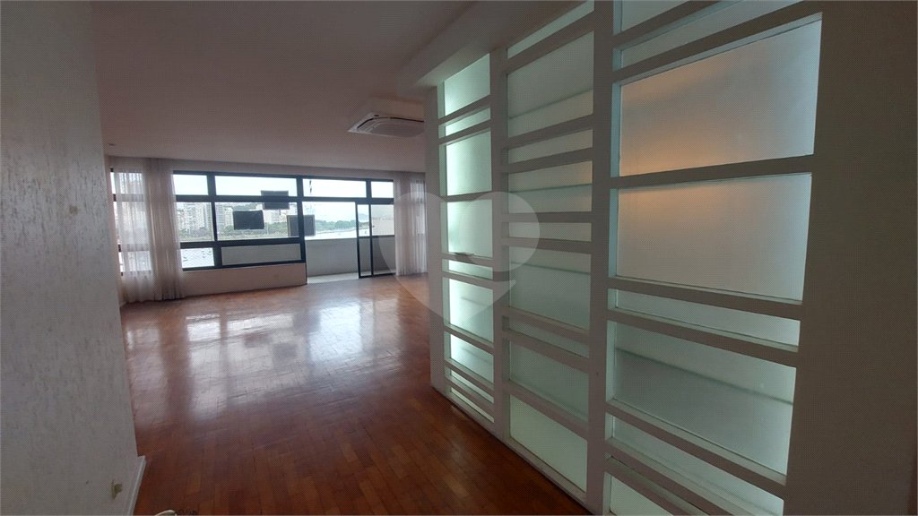 Apartamento à venda com 3 quartos, sendo 1 suíte, em Botafogo, Rio de Janeiro, RJ