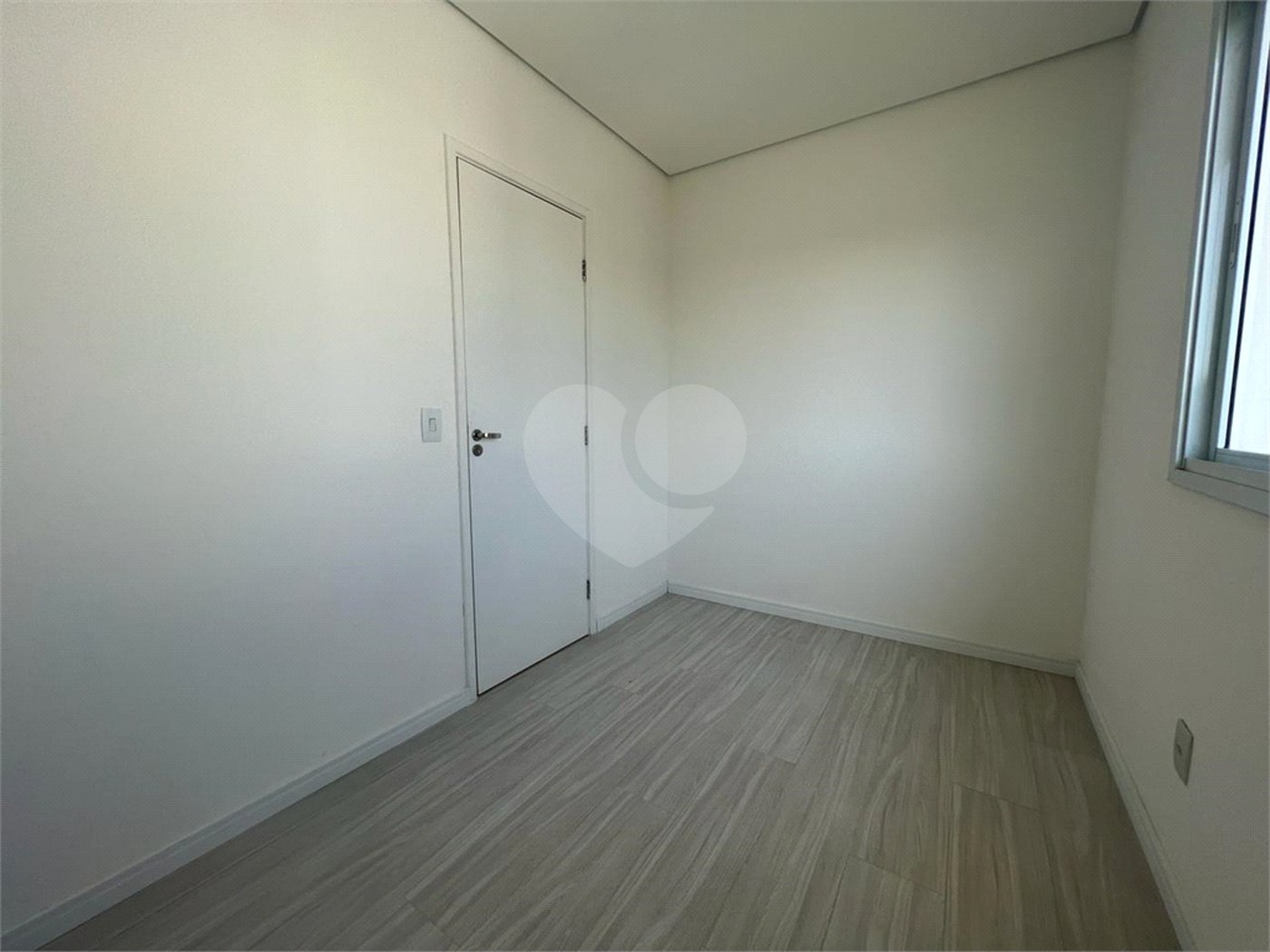 Casa à venda com 3 quartos, sendo 1 suíte, em Jardim Semiramis, Cotia, SP