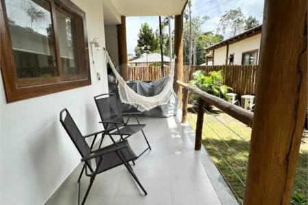 Casa à venda com 2 quartos, sendo 1 suíte, no Centro / Arraial D'ajuda, Porto Seguro, BA