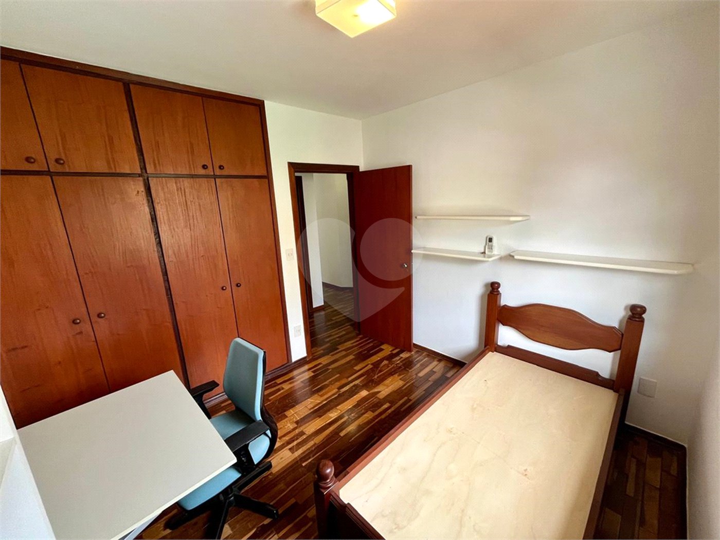 Casa Térrea à venda com 3 quartos, sendo 1 suíte,  em Cidade Universitária, Campinas, SP