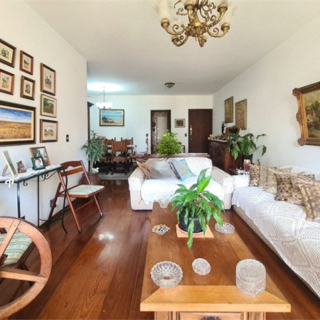 Apartamento à venda com 3 quartos, sendo 1 suíte, em Jardim das Acácias, São Paulo, SP