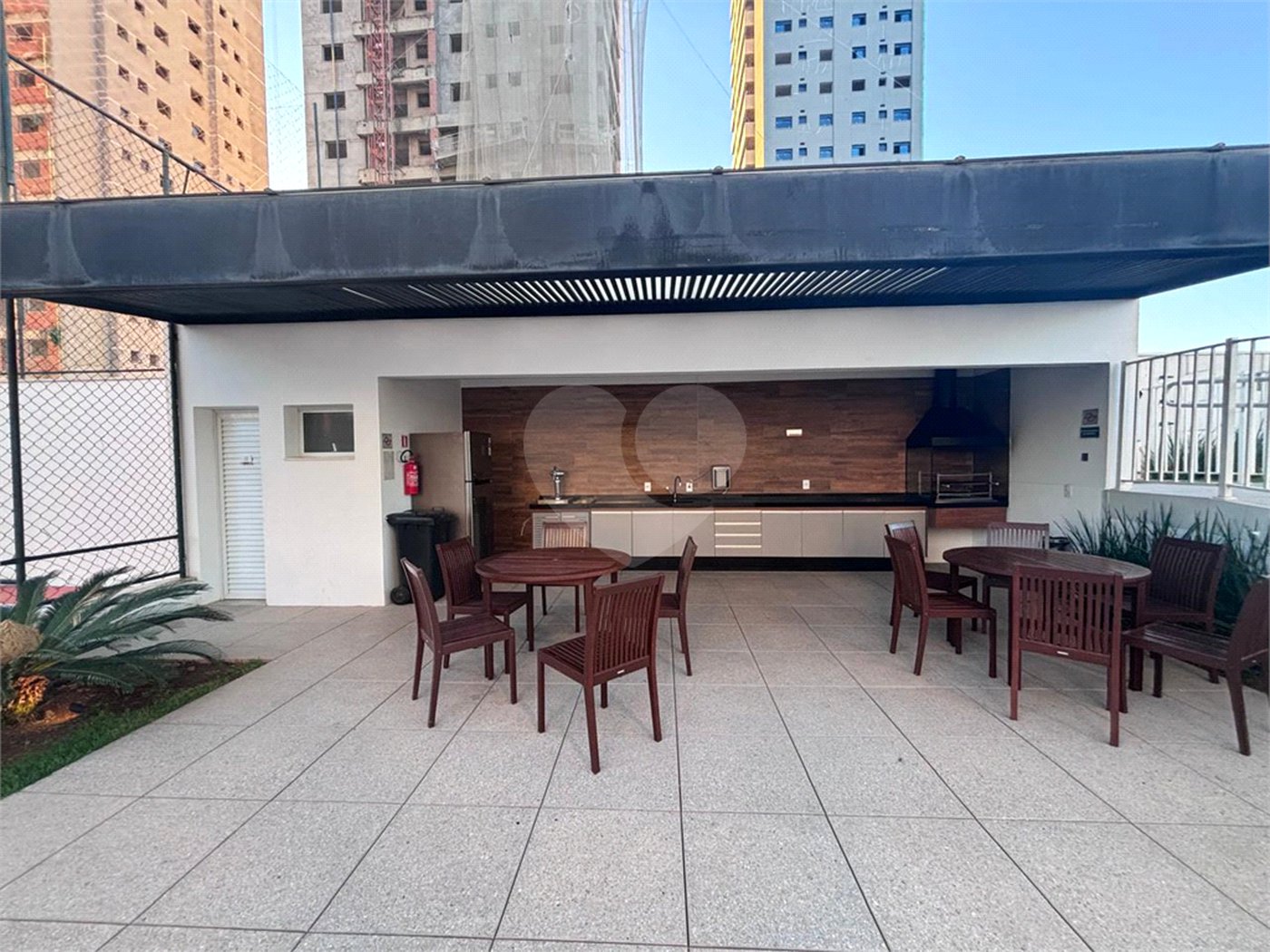 Apartamento à venda com 3 suítes em Parque Campolim, Sorocaba, SP