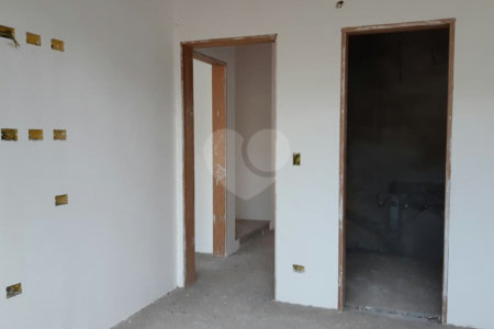 Casa à venda com 4 suítes no condomínio Residencial Cantareira, São Paulo - SP