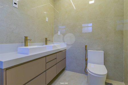 Casa à venda com 3 quartos, sendo 1 suíte, no condomínio Residencial London Park, Indaiatuba - SP