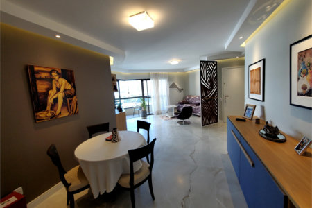 Apartamento à venda com 3 quartos, sendo 1 suíte,  em Santo Amaro, São Paulo, SP