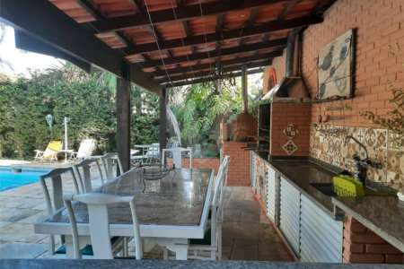 Sobrado à venda com 5 quartos, sendo 3 suítes, em Jardim Marajoara, São Paulo, SP