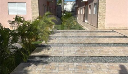 Apartamento à venda com 2 quartos em Indaiá, Bertioga, SP