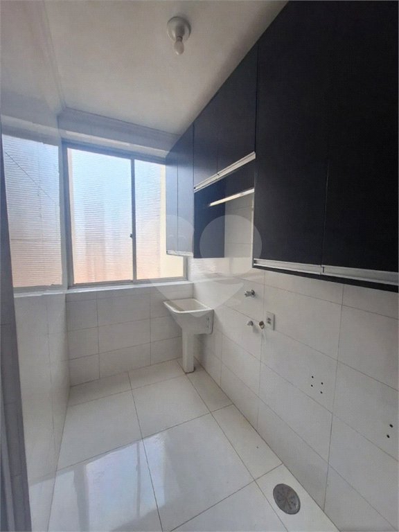 Apartamento à venda com 3 quartos, sendo 1 suíte,  em Condomínio Itamaraty, Ribeirão Preto, SP