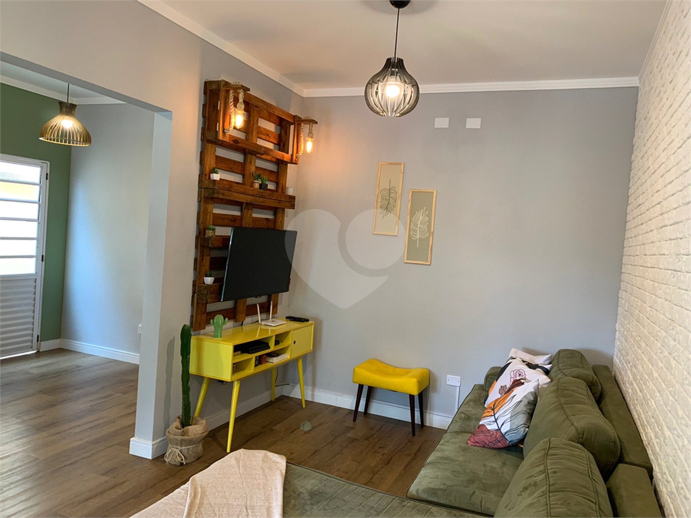 Casa à venda com 2 quartos, sendo 1 suíte, em Jundiaizinho (terra Preta), Mairiporã, SP
