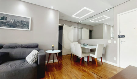 Apartamento à venda com 2 quartos, sendo 1 suíte,  em Vila Anastácio, São Paulo, SP