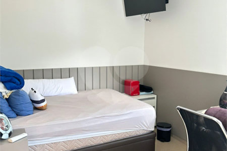 Sobrado à venda com 4 quartos, sendo 3 suítes, em Jardim Residencial Maggiore, Araraquara, SP