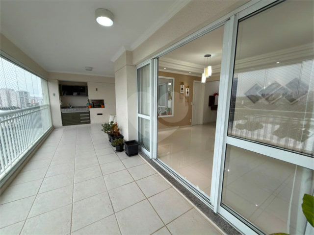Apartamento à venda com 3 suítes em Jardim Marajoara, São Paulo, SP